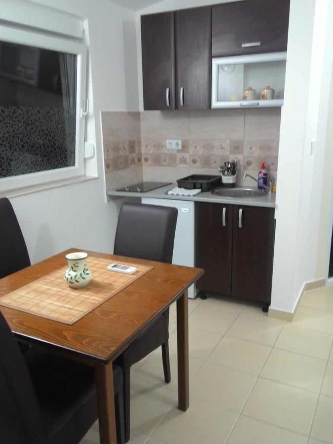 Апартаменты Apartments Brnjada Сутоморе-28
